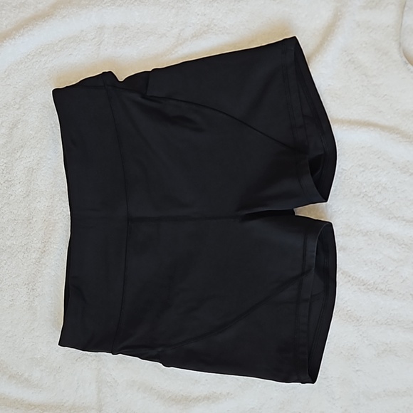 Spanish style shorts - Picture 1 of 7